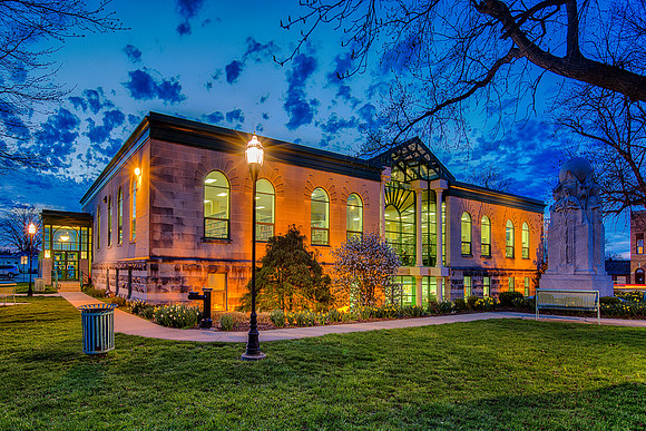 "Edwardsville Public Library"
