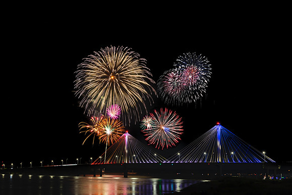 "Alton Fireworks 2025"